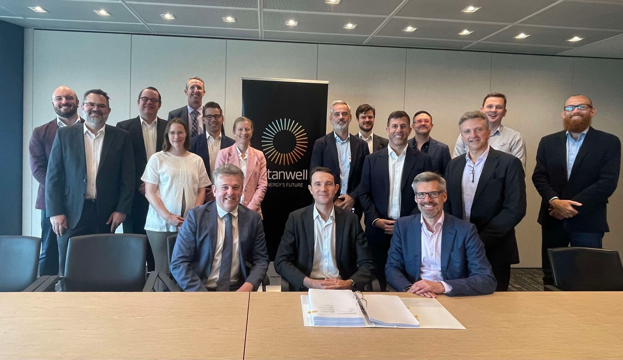 Tarong West Wind Farm signing with Stanwell and RES