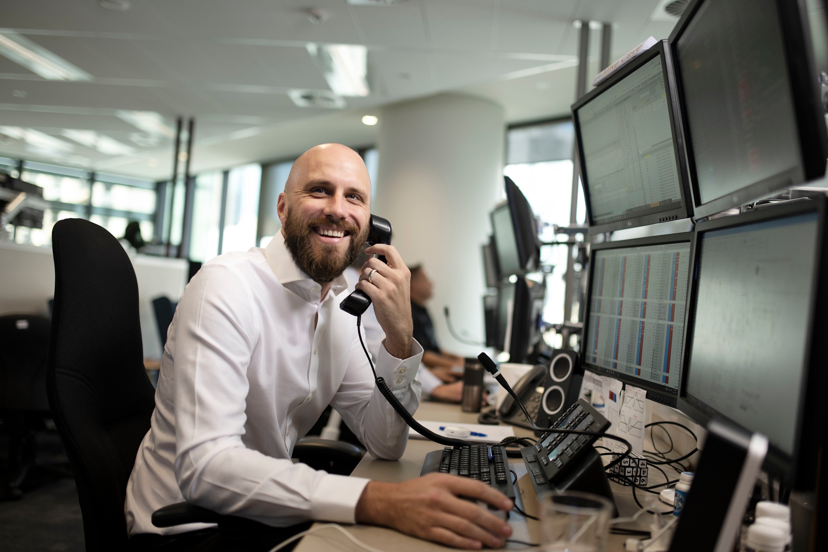 Energy trading in offie image